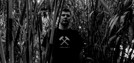 Darko Kolar (Katran) in tall grass